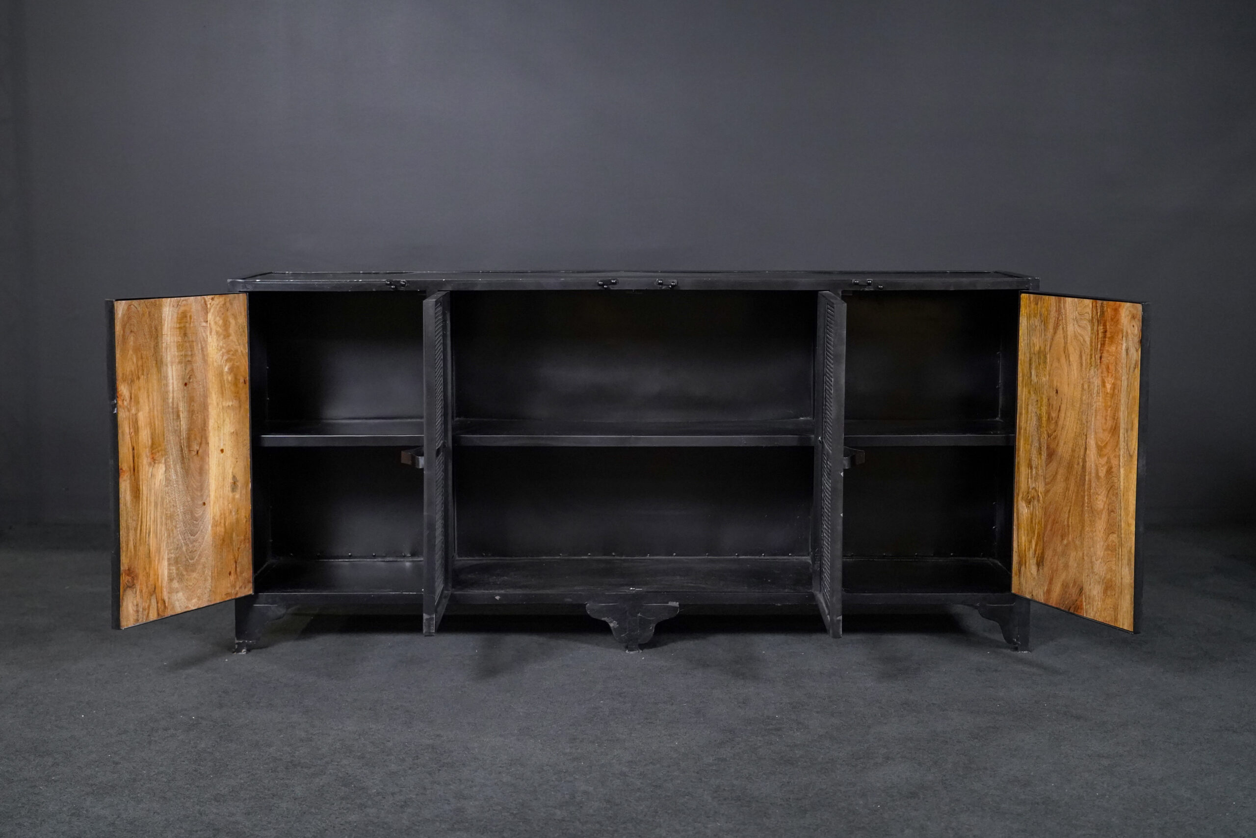 Sideboard aus Metall mit Holztüren – Bild 5