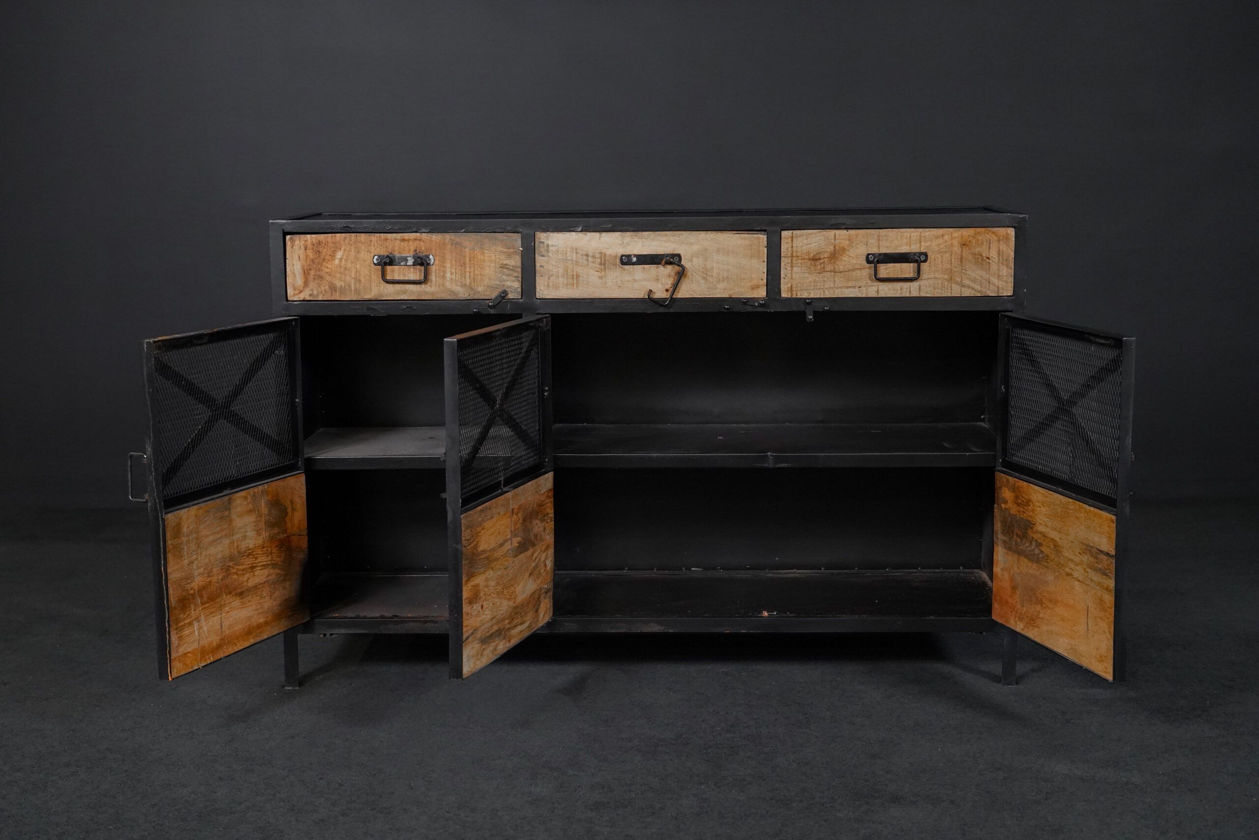 Sideboard aus behandeltem Holz und Metall – Bild 8